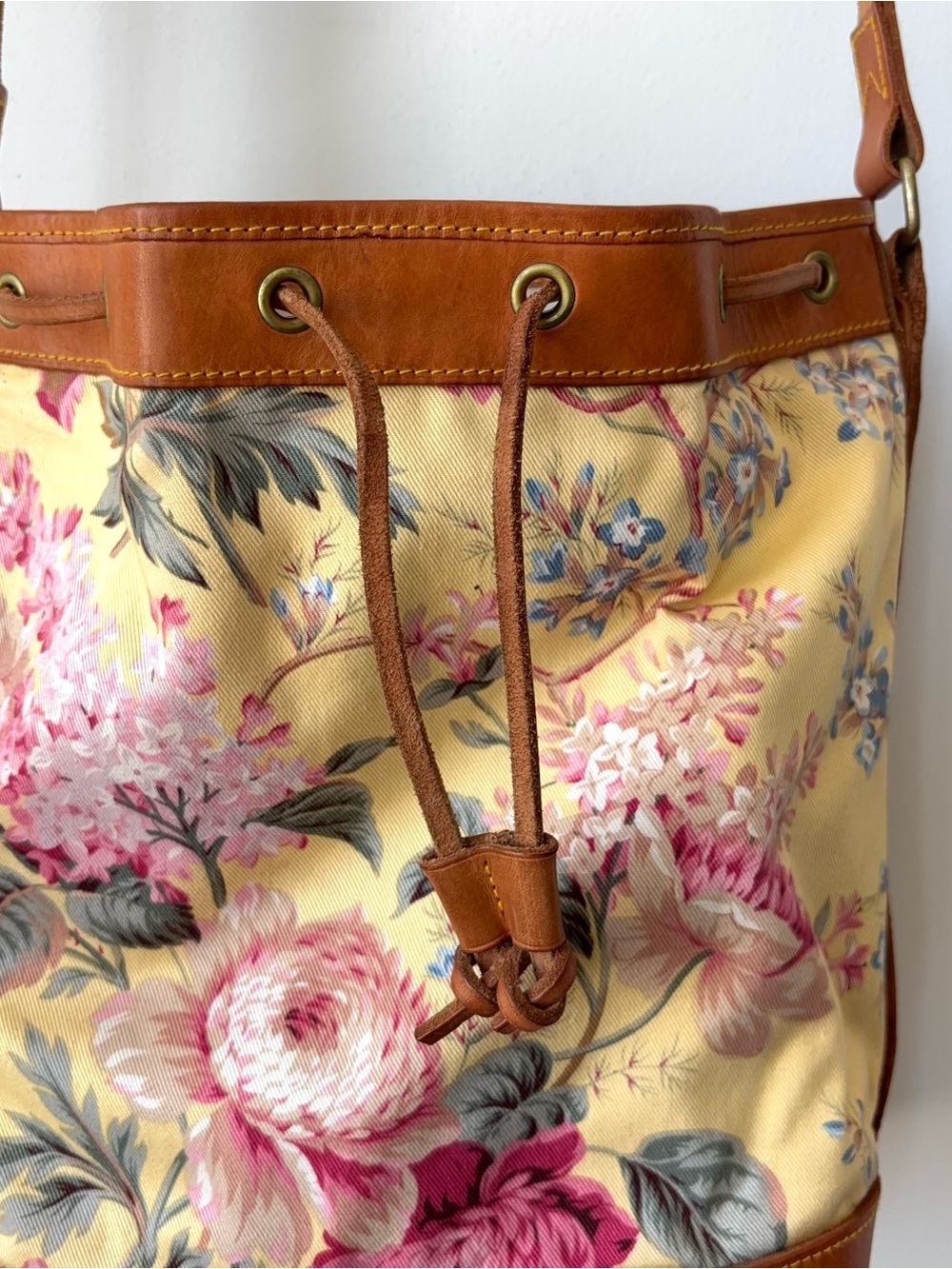 Vintage 80s Ralph Lauren Yellow Floral Drawstring Bucket Bag Leather Canvas Tote - Picture 3 of 15